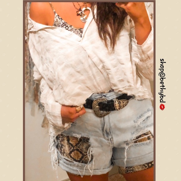 Curvy size Snakeskin Cami & Shorts Set athleisure - Picture 7 of 8